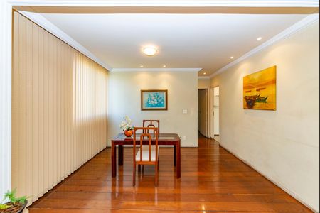 Apartamento à venda com 140m², 4 quartos e 1 vagaSala