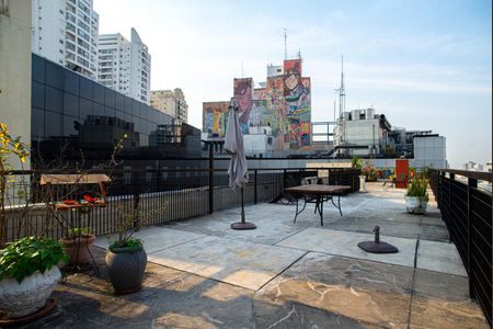 Apartamento à venda com 111m², 2 quartos e 1 vaga Apartamento à venda com 111m², 2 quartos e 1 vagaÁrea comum - Terraço