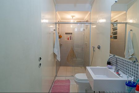 Apartamento à venda com 111m², 2 quartos e 1 vaga Apartamento à venda com 111m², 2 quartos e 1 vagaBanheiro da Suíte