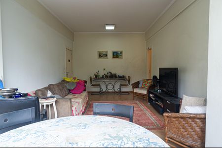 Apartamento à venda com 111m², 2 quartos e 1 vaga Apartamento à venda com 111m², 2 quartos e 1 vagaSala