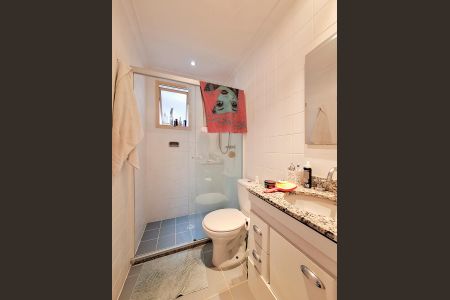 Apartamento à venda com 58m², 3 quartos e 1 vaga Apartamento à venda com 58m², 3 quartos e 1 vagaBanheiro