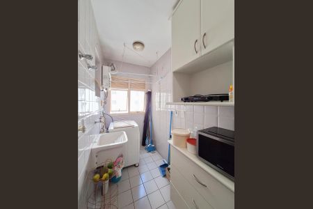 Apartamento à venda com 58m², 3 quartos e 1 vaga Apartamento à venda com 58m², 3 quartos e 1 vagaÁrea de Serviço