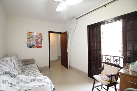 Casa de condomínio à venda com 313m², 5 quartos e 7 vagasQuarto 1