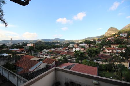 Casa de condomínio à venda com 313m², 5 quartos e 7 vagasQuarto 2 - Vista da Suíte