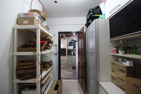 Casa de condomínio à venda com 313m², 5 quartos e 7 vagasDepósito