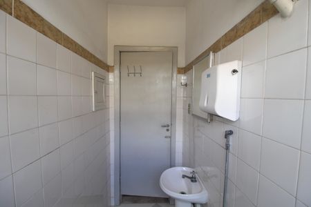 Casa à venda com 173m², 3 quartos e 6 vagasQuarto 4 - Banheiro