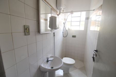 Casa à venda com 173m², 3 quartos e 6 vagasQuarto 4 - Banheiro