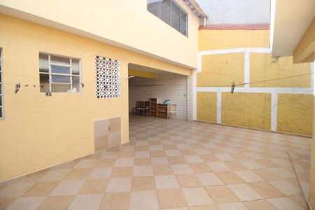 Casa à venda com 173m², 3 quartos e 6 vagasÁrea de Serviço