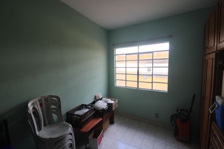 Casa à venda com 173m², 3 quartos e 6 vagasQuarto 4