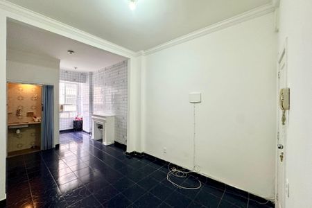 Apartamento à venda com 23m², 1 quarto e sem vagaSala/Quarto