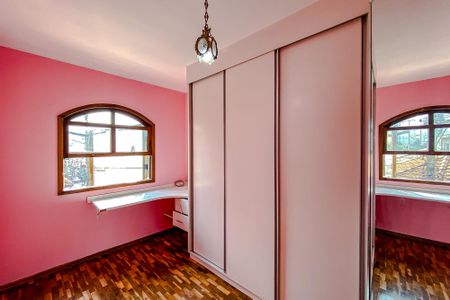 Casa à venda com 260m², 4 quartos e 1 vagaQuarto 1