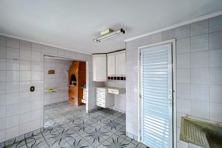 Casa à venda com 260m², 4 quartos e 1 vagaÁrea de Serviço