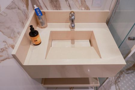 Apartamento à venda com 59m², 2 quartos e 2 vagasBanheiro social