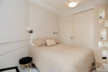 Apartamento à venda com 59m², 2 quartos e 2 vagasSuíte