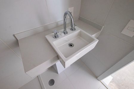 Studio à venda com 26m², 1 quarto e sem vaga Studio à venda com 26m², 1 quarto e sem vagaBanheiro