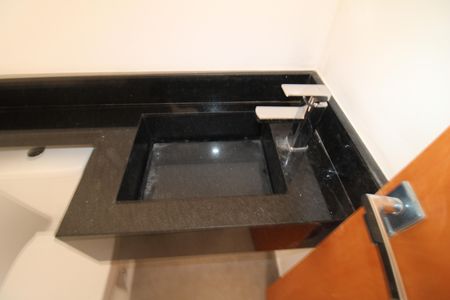 Casa à venda com 110m², 3 quartos e 2 vagasLavabo