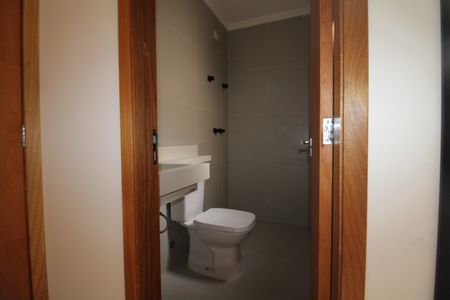 Casa à venda com 110m², 3 quartos e 2 vagasQuarto 2 - Banheiro