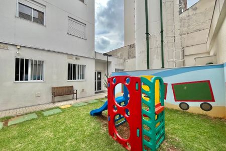 Apartamento à venda com 37m², 2 quartos e sem vagaÁrea comum - Playground