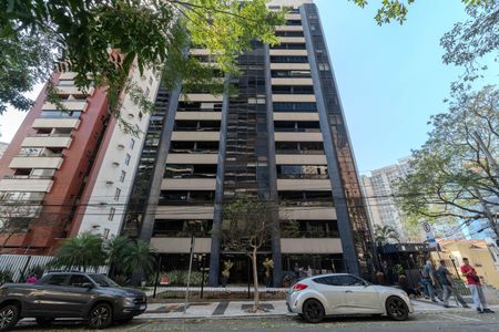 Apartamento à venda com 47m², 1 quarto e 1 vagaFachada