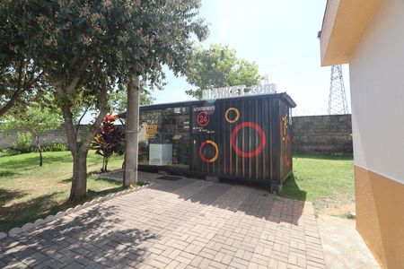 Casa de condomínio à venda com 52m², 2 quartos e 1 vagaMercado