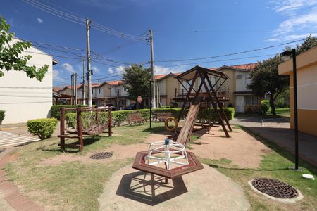 Casa de condomínio à venda com 52m², 2 quartos e 1 vagaÁrea comum - Playground