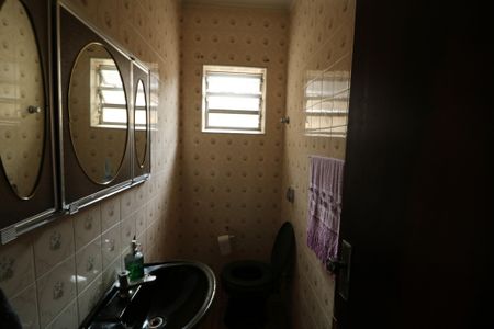 Casa à venda com 200m², 3 quartos e 2 vagasLavabo