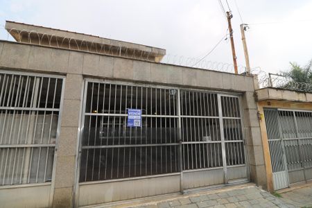 Casa à venda com 200m², 3 quartos e 2 vagasFachada