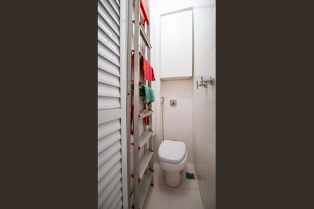 Apartamento à venda com 162m², 3 quartos e sem vagaBanheiro de Serviço