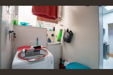 Apartamento à venda com 162m², 3 quartos e sem vagaÁrea de Serviço