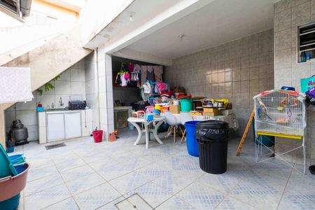 Casa à venda com 70m², 2 quartos e 2 vagasQuintal e Área de Serviço