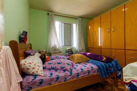 Casa à venda com 70m², 2 quartos e 2 vagasQuarto 1