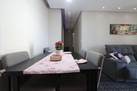Apartamento à venda com 65m², 2 quartos e 1 vagaSala de Jantar