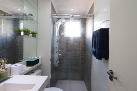 Apartamento à venda com 65m², 2 quartos e 1 vagaBanheiro Social