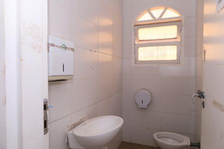 Casa para alugar com 400m², 4 quartos e 6 vagasBanheiro 3