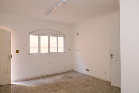 Casa para alugar com 400m², 4 quartos e 6 vagasCozinha