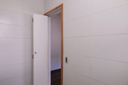 Casa para alugar com 400m², 4 quartos e 6 vagasBanheiro 2