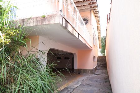 Casa para alugar com 400m², 4 quartos e 6 vagasVaranda