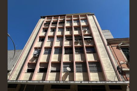 Apartamento à venda com 59m², 2 quartos e sem vaga Apartamento à venda com 59m², 2 quartos e sem vagaFachada