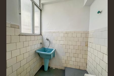 Apartamento à venda com 59m², 2 quartos e sem vaga Apartamento à venda com 59m², 2 quartos e sem vagaCozinha e Área de Serviço