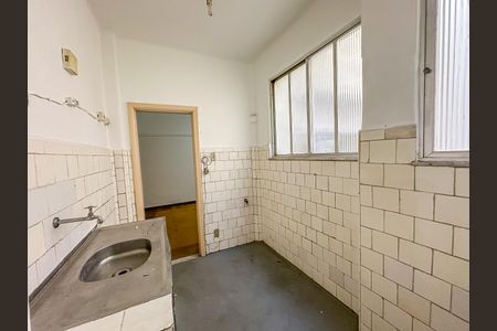 Apartamento à venda com 59m², 2 quartos e sem vaga Apartamento à venda com 59m², 2 quartos e sem vagaCozinha e Área de Serviço