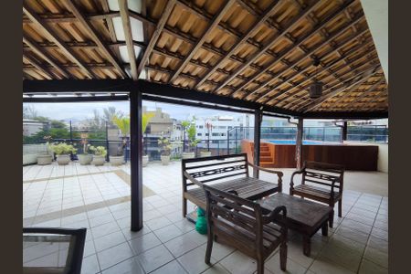 Apartamento à venda com 308m², 3 quartos e 2 vagas Apartamento à venda com 308m², 3 quartos e 2 vagasVaranda