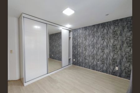 Apartamento à venda com 308m², 3 quartos e 2 vagas Apartamento à venda com 308m², 3 quartos e 2 vagasSuíte