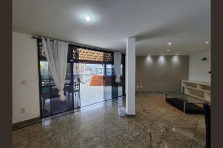 Apartamento à venda com 308m², 3 quartos e 2 vagas Apartamento à venda com 308m², 3 quartos e 2 vagasSala