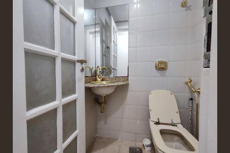 Apartamento à venda com 308m², 3 quartos e 2 vagas Apartamento à venda com 308m², 3 quartos e 2 vagasLavabo