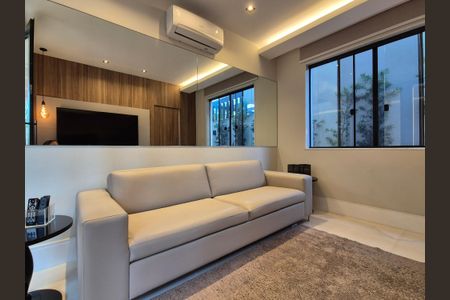 Casa de condomínio à venda com 300m², 4 quartos e 1 vagaSuite 1