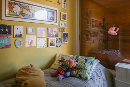 Casa de condomínio à venda com 250m², 3 quartos e 2 vagas Casa de condomínio à venda com 250m², 3 quartos e 2 vagasQuarto