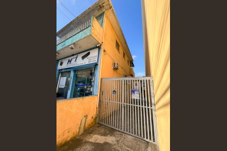 Casa à venda com 298m², 5 quartos e 5 vagasFachada + plaquinha