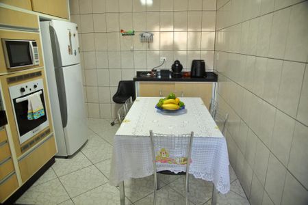 Apartamento à venda com 66m², 2 quartos e sem vagaCozinha