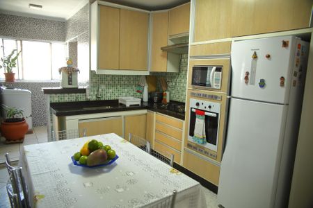 Apartamento à venda com 66m², 2 quartos e sem vagaCozinha - Armários