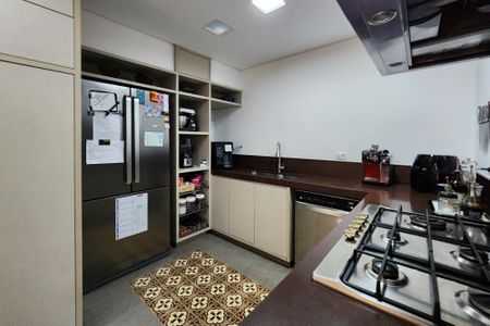 Apartamento à venda com 242m², 4 quartos e 3 vagas Apartamento à venda com 242m², 4 quartos e 3 vagasCozinha